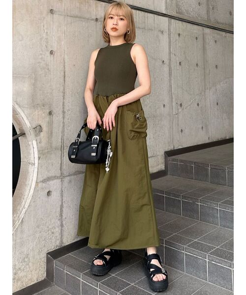 MURUA（ムルーア）の「ニットドッキングワンピース（ワンピース・レディース・ブラック/カーキ・FREE）」の14枚目の写真