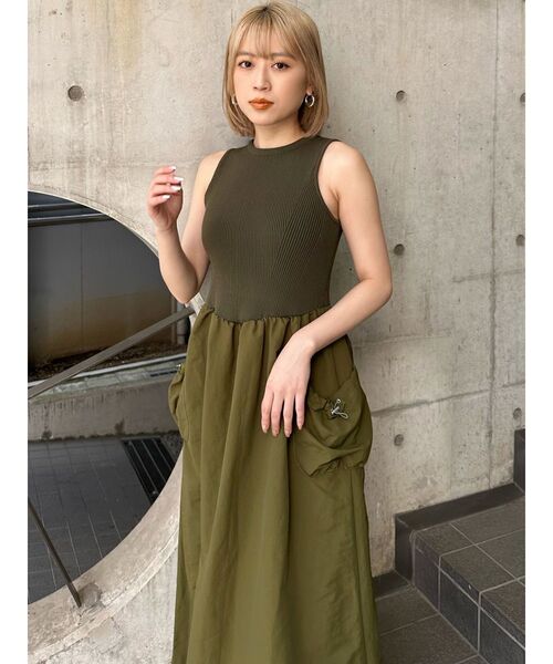 MURUA（ムルーア）の「ニットドッキングワンピース（ワンピース・レディース・ブラック/カーキ・FREE）」の17枚目の写真