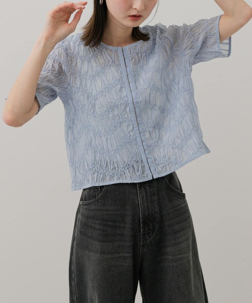 SENSE OF PLACE by URBAN RESEARCH(センスオブプレイスバイアーバンリサーチ)の「フロントホックシャーリングブラウス(シャツ/ブラウス・レディース・アイボリー/ライトブルー/ブラック・ONE)」の3枚目の写真