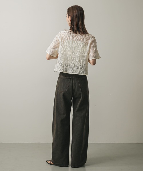 SENSE OF PLACE by URBAN RESEARCH(センスオブプレイスバイアーバンリサーチ)の「フロントホックシャーリングブラウス(シャツ/ブラウス・レディース・アイボリー/ライトブルー/ブラック・ONE)」の7枚目の写真