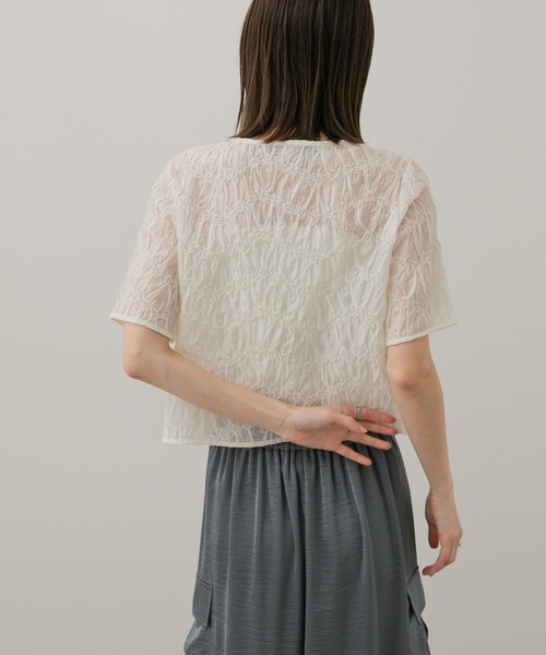 SENSE OF PLACE by URBAN RESEARCH(センスオブプレイスバイアーバンリサーチ)の「フロントホックシャーリングブラウス(シャツ/ブラウス・レディース・アイボリー/ライトブルー/ブラック・ONE)」の9枚目の写真