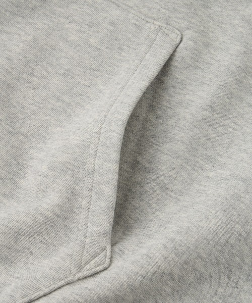 X-girl（エックスガール）の「TRIBAL HEART ZIP UP SWEAT HOODIE（パーカー・レディース・アッシュ/ブラック/ブラウン・S/M）」の9枚目の写真