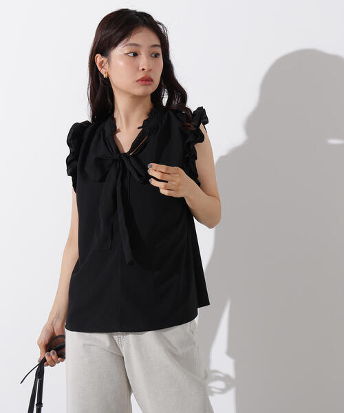 N.(N. Natural Beauty Basic)(エヌエヌナチュラルビューティーベーシック)の「フリルスリーブバックリボンブラウス(シャツ/ブラウス・レディース・ブラック/ブルー/ラベンダー・MEDIUM)」の9枚目の写真