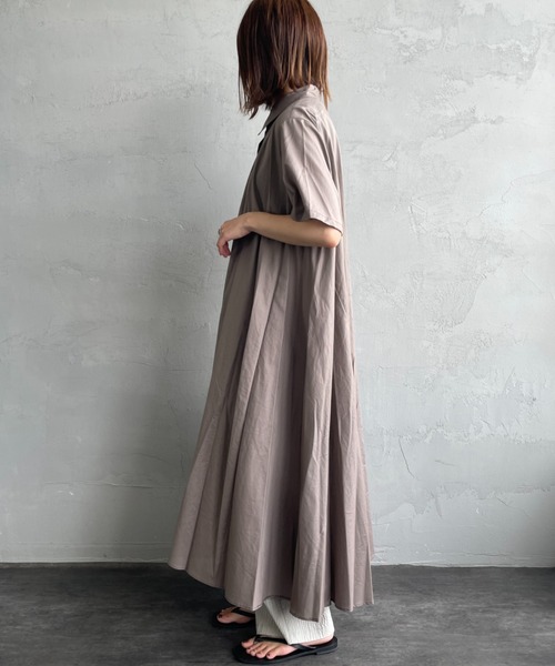 mizuiroind（ミズイロインド）の「[mizuiro ind/ミズイロインド] ハーフスリーブ フレア シャツワンピース（ワンピース・レディース・グレイッシュベージュ/ブラック・F）」の16枚目の写真