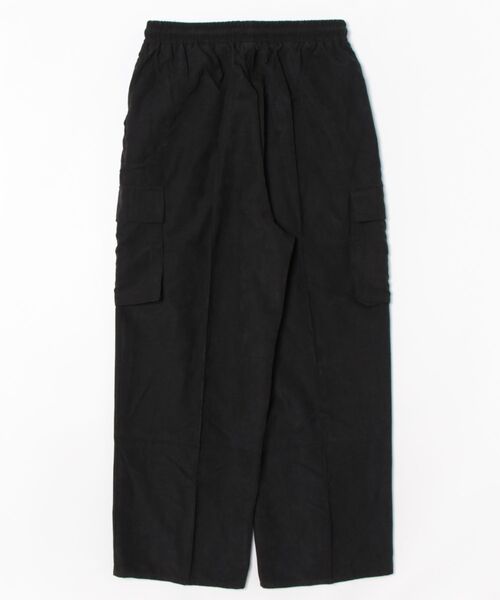 Revo.（レボ）の「Revo. ポリスウェード ワイドカーゴパンツ（カーゴパンツ・メンズ・カーキ/グレー/ブラック・2/1）」の4枚目の写真