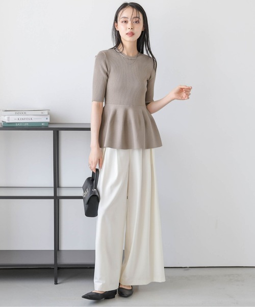 Lajour（ラジュール）の「【日本製】2WAYペプラムリブニットトップス（Tシャツ/カットソー・レディース・ブラック/モカ/ベージュ/ライトグレー・フリー）」の19枚目の写真