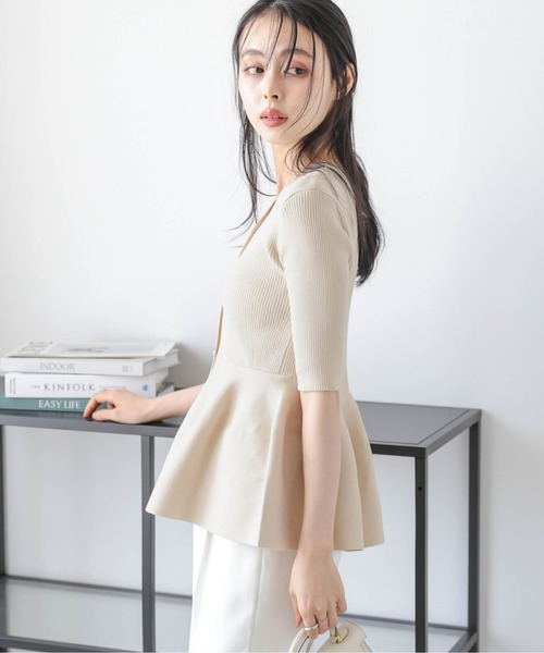 Lajour（ラジュール）の「【日本製】2WAYペプラムリブニットトップス（Tシャツ/カットソー・レディース・ブラック/モカ/ベージュ/ライトグレー・フリー）」の22枚目の写真