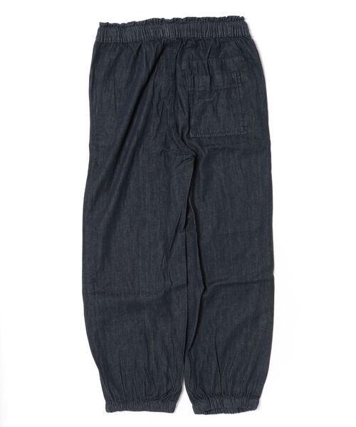 RCD(アールシーディー)の「リラックスワイドパラシュートパンツ(デニムパンツ・レディース・ワンウォッシュ/ライトブルー/ネイビー・L/LL/3L/4L/M)」の5枚目の写真