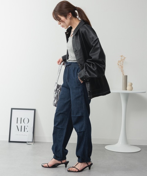 RCD(アールシーディー)の「リラックスワイドパラシュートパンツ(デニムパンツ・レディース・ワンウォッシュ/ライトブルー/ネイビー・L/LL/3L/4L/M)」の17枚目の写真