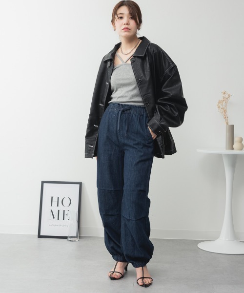 RCD(アールシーディー)の「リラックスワイドパラシュートパンツ(デニムパンツ・レディース・ワンウォッシュ/ライトブルー/ネイビー・L/LL/3L/4L/M)」の6枚目の写真