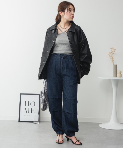 RCD(アールシーディー)の「リラックスワイドパラシュートパンツ(デニムパンツ・レディース・ワンウォッシュ/ライトブルー/ネイビー・L/LL/3L/4L/M)」の8枚目の写真