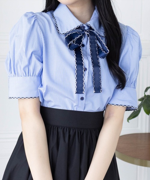 clear（クリア）の「ピコレースリボン半袖ストライプブラウス[着回し力抜群 フレンチガーリー バレエコア]≪SS新作≫（シャツ/ブラウス・レディース・ブルー系その他/ホワイト系その他・F）」の2枚目の写真
