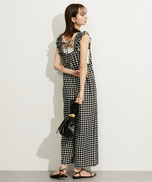 nissen（ニッセン）の「【UV・接触冷感・吸汗速乾】総柄サロペットパンツ（サロペット/オーバーオール・レディース・ブラック系2/ブラック系1・L/M）」の6枚目の写真