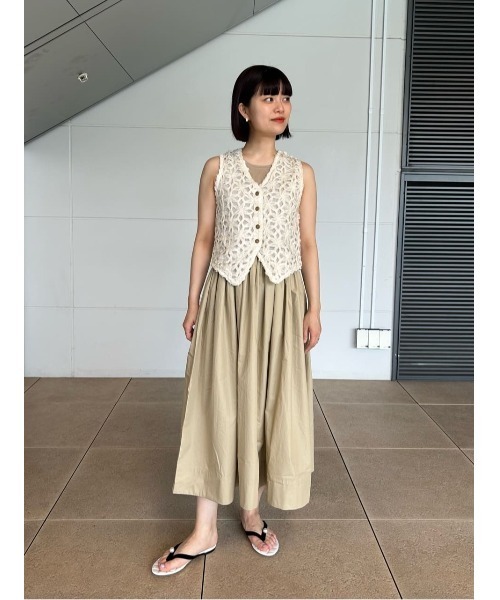 ESSENCEOFLUXURY エストネーション　ジレ ベスト　ベージュ　S ESTNATION / ウールシルクホルタージレ＜ESSENCEOFLUXURY