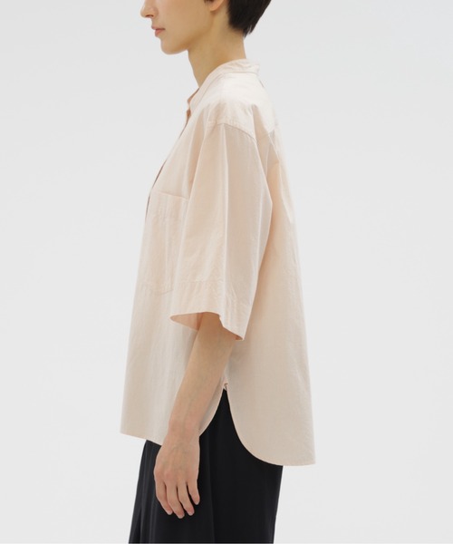 MARGARET HOWELL（マーガレットハウエル）の「MELANGE COTTON POPLIN（シャツ/ブラウス・レディース・ピンク・1/2）」の5枚目の写真