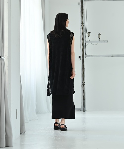 STYLE DELI(スタイルデリ)の「【BLK001】スリット入りメッシュニットワンピース(ワンピース・レディース・グレー/ブラック・FREE)」の9枚目の写真