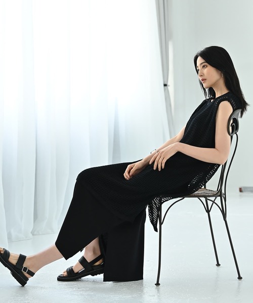 STYLE DELI(スタイルデリ)の「【BLK001】スリット入りメッシュニットワンピース(ワンピース・レディース・グレー/ブラック・FREE)」の6枚目の写真