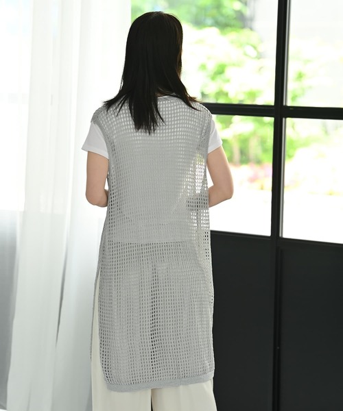 STYLE DELI(スタイルデリ)の「【BLK001】スリット入りメッシュニットワンピース(ワンピース・レディース・グレー/ブラック・FREE)」の4枚目の写真