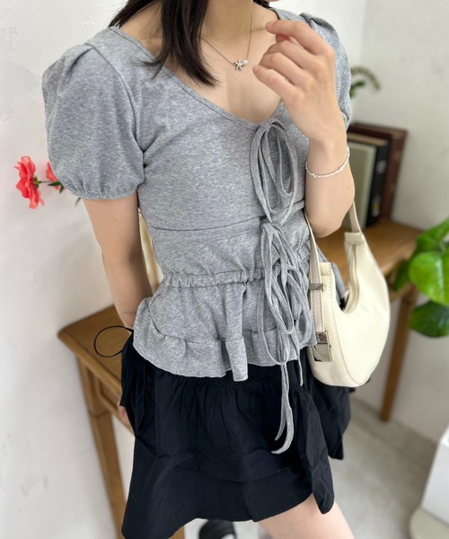 mebole(メボレ)の「シュガーリボントップ(Tシャツ/カットソー・レディース・ホワイト/グレー・FREE)」の4枚目の写真