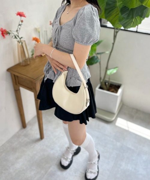 mebole(メボレ)の「シュガーリボントップ(Tシャツ/カットソー・レディース・ホワイト/グレー・FREE)」の10枚目の写真