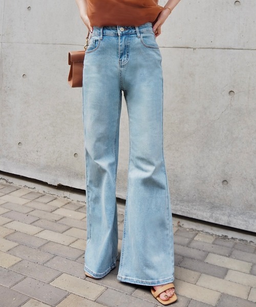 LAULEN（ローレン）の「stitch deign semi flare denim /ウォッシュ加工セミフレアデニムパンツ（デニムパンツ・レディース・ブルー・S/XS/M）」の9枚目の写真