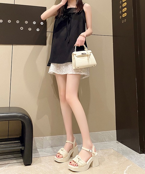 Lace Ladies(レースレディース)の「フロント ツイスト ギャザー アンクルストラップ ヒール サンダル(サンダル・レディース・ブラック/アイボリー・22.5cm/23cm/23.5cm/24cm/24.5cm/25cm)」の11枚目の写真