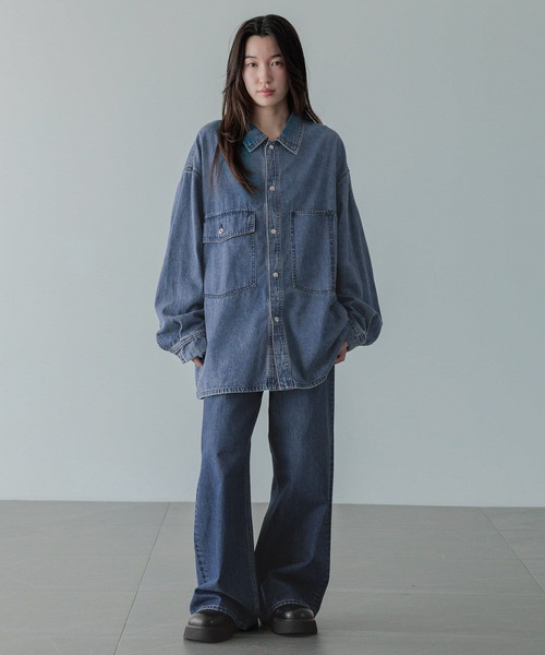 LOWRYS FARM（ローリーズファーム）の「【LFM(U)】デニムオーバーシャツ　571340（シャツ/ブラウス・メンズ・ブルー/ブラック・MEDIUM/LARGE）」の3枚目の写真