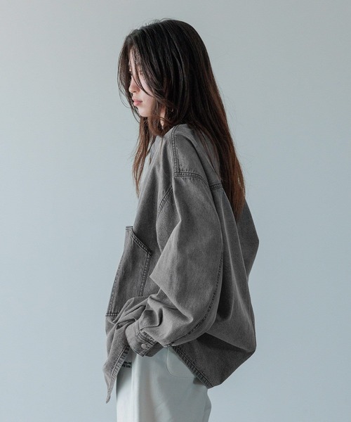 LOWRYS FARM（ローリーズファーム）の「【LFM(U)】デニムオーバーシャツ　571340（シャツ/ブラウス・メンズ・ブルー/ブラック・MEDIUM/LARGE）」の16枚目の写真