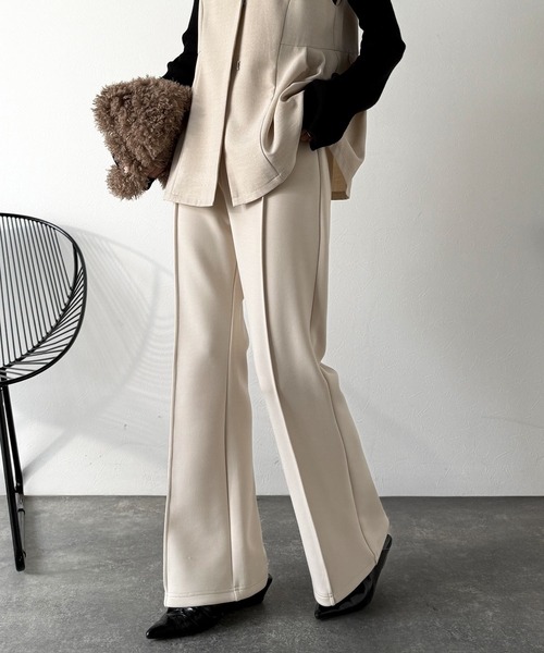 セール】大人脚長シルエット♪ダンボール素材ピンタックフレアパンツ