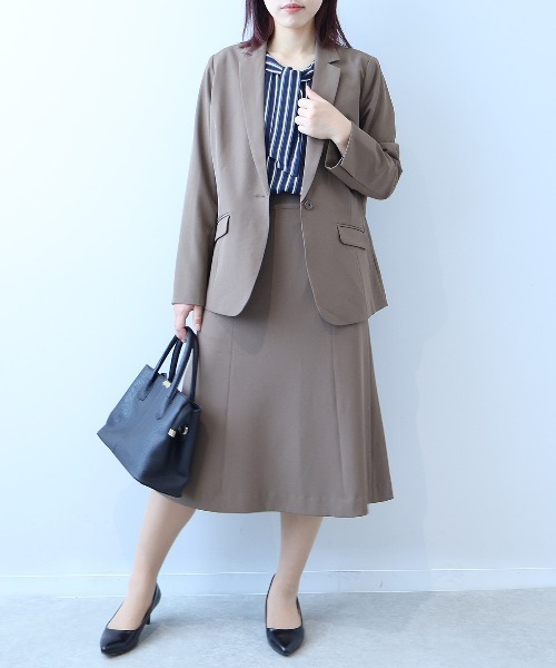 fleur by mint breeze(フルールバイミントブリーズ)の「【イージーケア】【L~5L 大きいサイズ】コンパクトツイルストレッチソフトAラインスカート(スカート・レディース・ネイビー/ブラウン・LL/3L/4L/5L/L)」の5枚目の写真