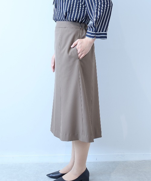 fleur by mint breeze(フルールバイミントブリーズ)の「【イージーケア】【L~5L 大きいサイズ】コンパクトツイルストレッチソフトAラインスカート(スカート・レディース・ネイビー/ブラウン・LL/3L/4L/5L/L)」の9枚目の写真