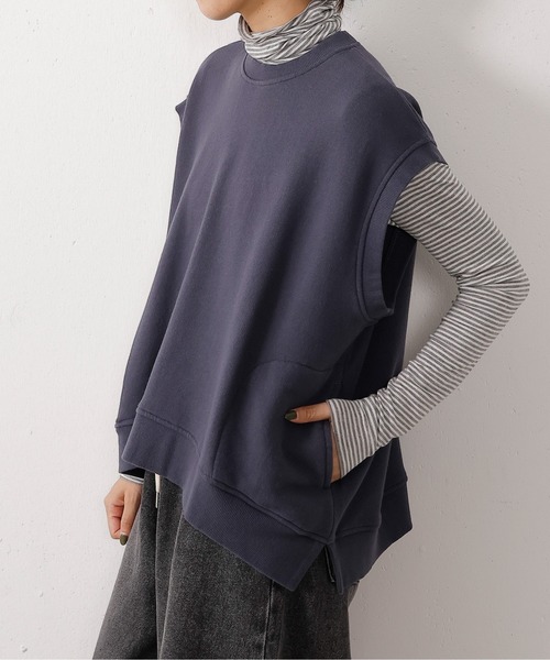 emesuelee(エメスーリー)の「スウェットベスト コットン生地ベスト(Tシャツ/カットソー・レディース・ベージュ/ブラック/ネイビー/グレー・フリー)」の22枚目の写真