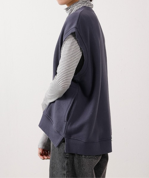 emesuelee(エメスーリー)の「スウェットベスト コットン生地ベスト(Tシャツ/カットソー・レディース・ベージュ/ブラック/ネイビー/グレー・フリー)」の7枚目の写真