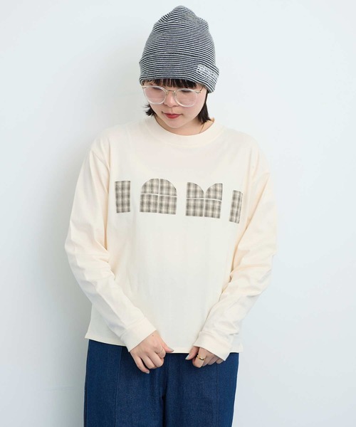 I am I in fact...（アイアムアイインファクト）の「LOGO patchwork Tシャツ（Tシャツ/カットソー・レディース・オフホワイト/ブラウン・FREE）」の3枚目の写真