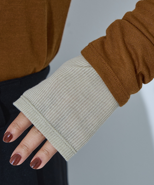 NOMINE(ノミネ)の「ダブルスリーブ シアー ロンT(Tシャツ/カットソー・レディース・アイボリー/ブラック/ライトグレー/キャメル/チャコールグレー・フリー)」の8枚目の写真