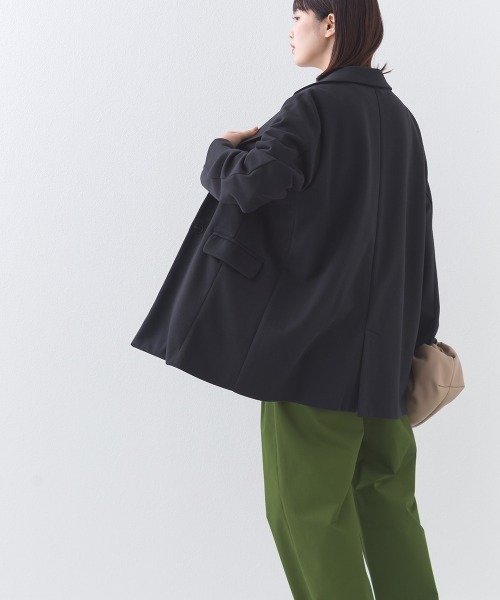 OMNES（オムネス）の「ダンボールニットオーバーサイズテーラードジャケット（テーラードジャケット・レディース・ブラック/グレイッシュベージュ・FREE）」の4枚目の写真