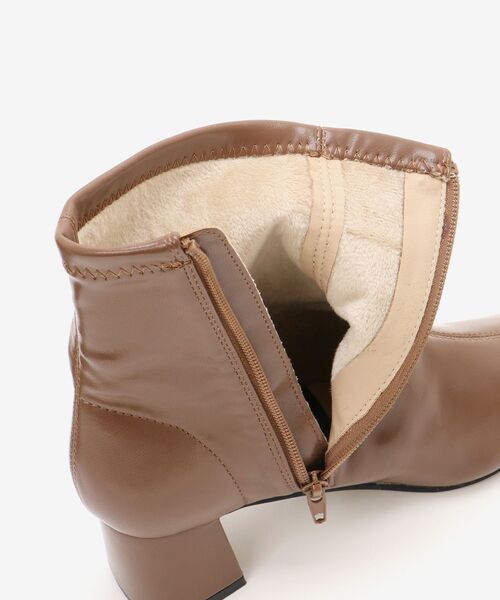 le.coeur blanc（ルクールブラン）の「スクエアトゥ裏起毛ストレッチブーツ（ブーツ・レディース・キャメル/ブラウン/ブラック・36/37/38/39）」の18枚目の写真