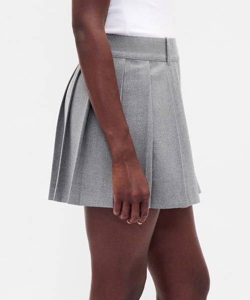 GAP(ギャップ)の「プリーツ ミニスカート・スコート(スカート・レディース・グレー系その他/グレー・M/L/XXS/XS/S)」の2枚目の写真