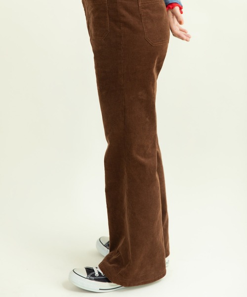 CHILD WOMAN（チャイルドウーマン）の「14Wコーデュロイ フレアパンツ（その他パンツ・レディース・ブラウン/ネイビー・36/38）」の5枚目の写真
