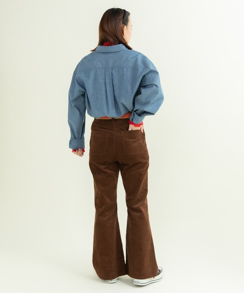 CHILD WOMAN（チャイルドウーマン）の「14Wコーデュロイ フレアパンツ（その他パンツ・レディース・ブラウン/ネイビー・36/38）」の8枚目の写真