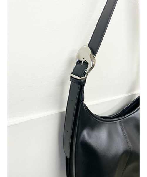 NOMINE（ノミネ）の「【AT CREATION】ヴォルガバックル ショルダーバッグ（ショルダーバッグ・レディース・ブラック/アイボリー・フリー）」の15枚目の写真
