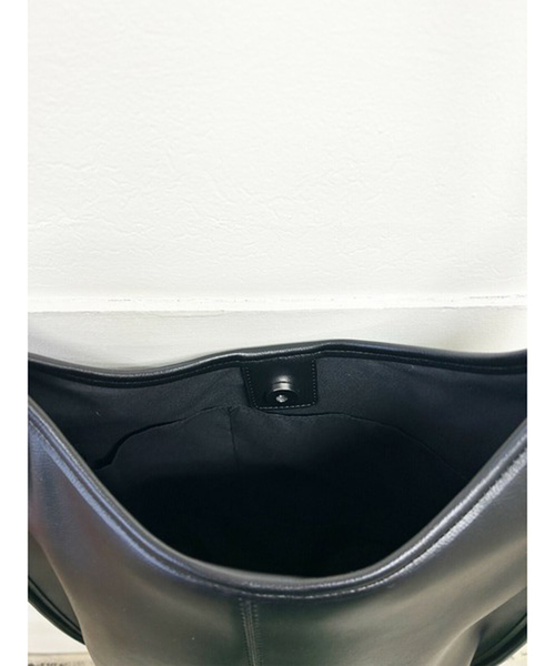 NOMINE（ノミネ）の「【AT CREATION】ヴォルガバックル ショルダーバッグ（ショルダーバッグ・レディース・ブラック/アイボリー・フリー）」の17枚目の写真