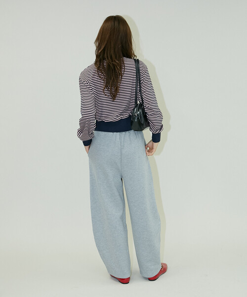 PUBLUX(パブリュクス)の「PUBLUX/パブリュクス 裏起毛 スウェット カーブパンツ 限定展開(スウェットパンツ・レディース・グレー/チャコールグレー・フリ-)」の6枚目の写真