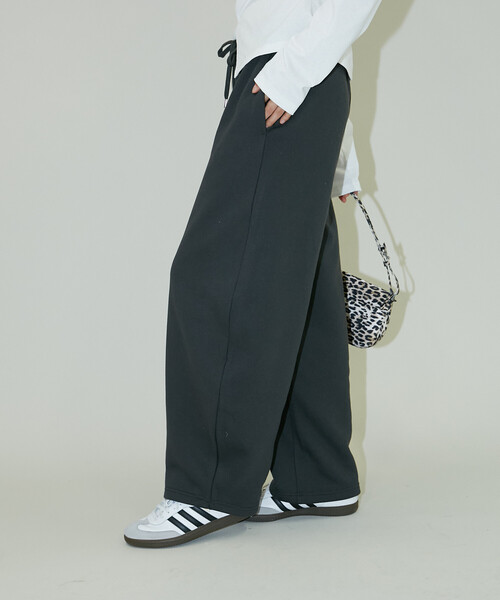 PUBLUX(パブリュクス)の「PUBLUX/パブリュクス 裏起毛 スウェット カーブパンツ 限定展開(スウェットパンツ・レディース・グレー/チャコールグレー・フリ-)」の9枚目の写真