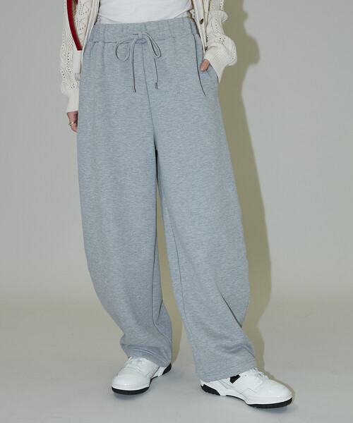 PUBLUX(パブリュクス)の「PUBLUX/パブリュクス 裏起毛 スウェット カーブパンツ 限定展開(スウェットパンツ・レディース・グレー/チャコールグレー・フリ-)」の22枚目の写真