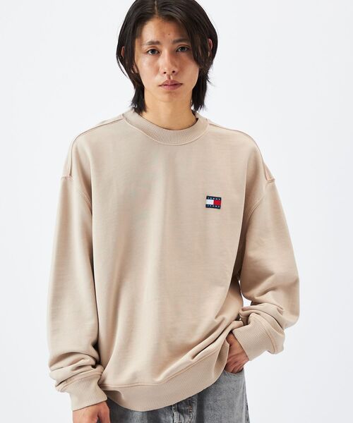 tommy jeans（トミー ジーンズ）の「90Sニュークラッシッククルーネックスウェットシャツ（スウェット・メンズ・スカイブルー/グレー/アイボリー・LARGE/MEDIUM/X-LARGE/SMALL）」の3枚目の写真