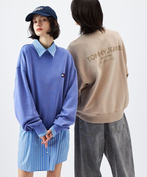 tommy jeans（トミー ジーンズ）の「90Sニュークラッシッククルーネックスウェットシャツ（スウェット・メンズ・スカイブルー/グレー/アイボリー・LARGE/MEDIUM/X-LARGE/SMALL）」の4枚目の写真