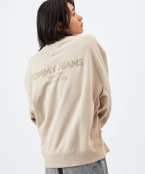 tommy jeans（トミー ジーンズ）の「90Sニュークラッシッククルーネックスウェットシャツ（スウェット・メンズ・スカイブルー/グレー/アイボリー・LARGE/MEDIUM/X-LARGE/SMALL）」の20枚目の写真