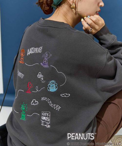 別注 PEANUTS/ピーナッツ バック 全刺繍 スウェット（スウェット