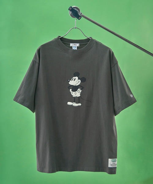 DISCUS(ディスカス)の「【DISCUS】DISCUS×MICKEY MOUSE DisneyコラボレーションTシャツ MNY(Tシャツ/カットソー・メンズ・ホワイト/ブラック系1/ブラック/ホワイト系1・L/M)」の3枚目の写真